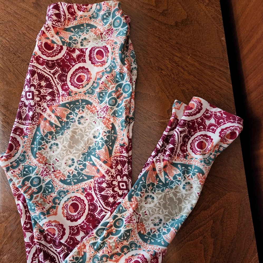 LuLaRoe One Size Leggings | Multicolor Sunburst Paisley | size: OS